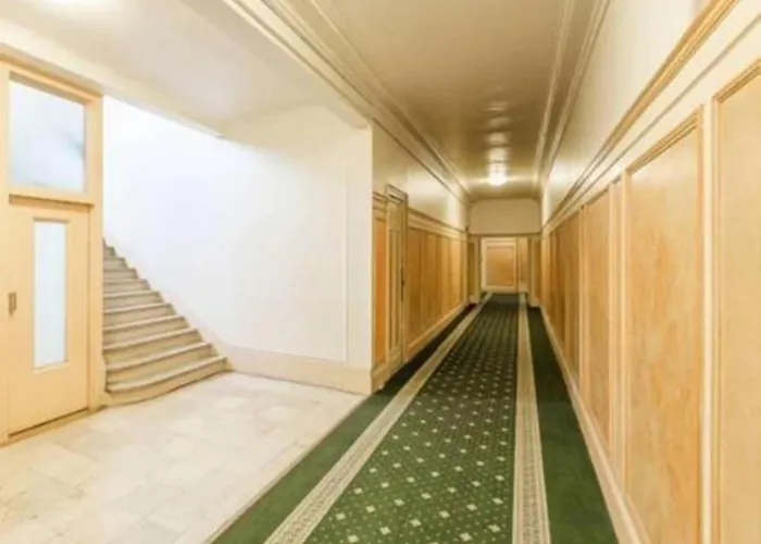Studio - Avenue Champs-Elysee